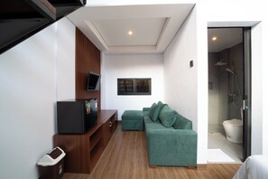 Quarto casal família, vista para a piscina | Parte interna