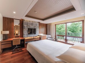 บ้านพักสำหรับครอบครัว, วิวสวนหย่อม | ตู้นิรภัยในห้องพัก, ผ้าม่านกันแสง, เตารีด/โต๊ะรีดผ้า, Wi-Fi ฟรี