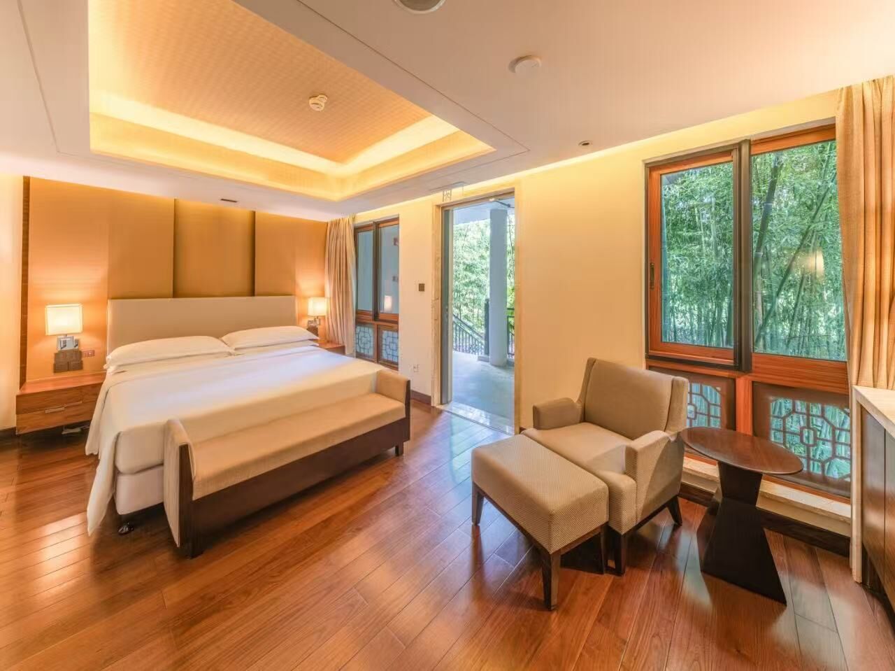 เบสิกทาวน์โฮม, วิวสวนหย่อม | ตู้นิรภัยในห้องพัก, ผ้าม่านกันแสง, เตารีด/โต๊ะรีดผ้า, Wi-Fi ฟรี