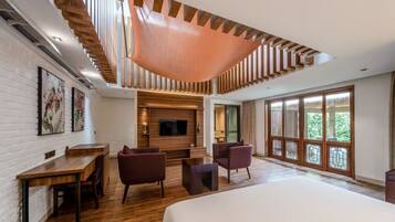 Deluxe Double Room, Courtyard View | In-room safe, blackout drapes, iron/ironing board, free WiFi