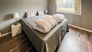 2 bedrooms