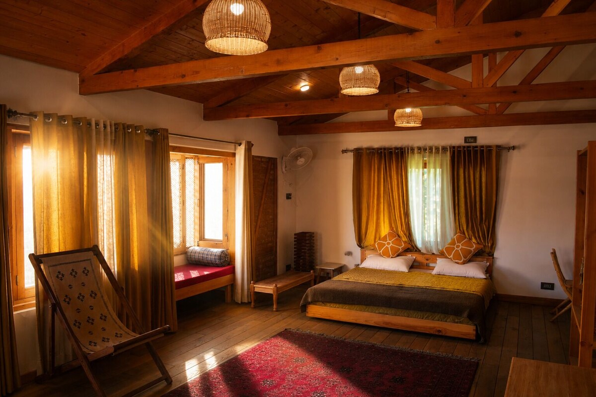 Superior Suite, River View | Peti besi dalam bilik, kalis bunyi, Wi-fi percuma 
