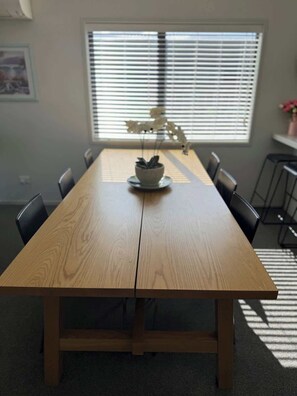 Dining - Bedroom (Jack's Point)