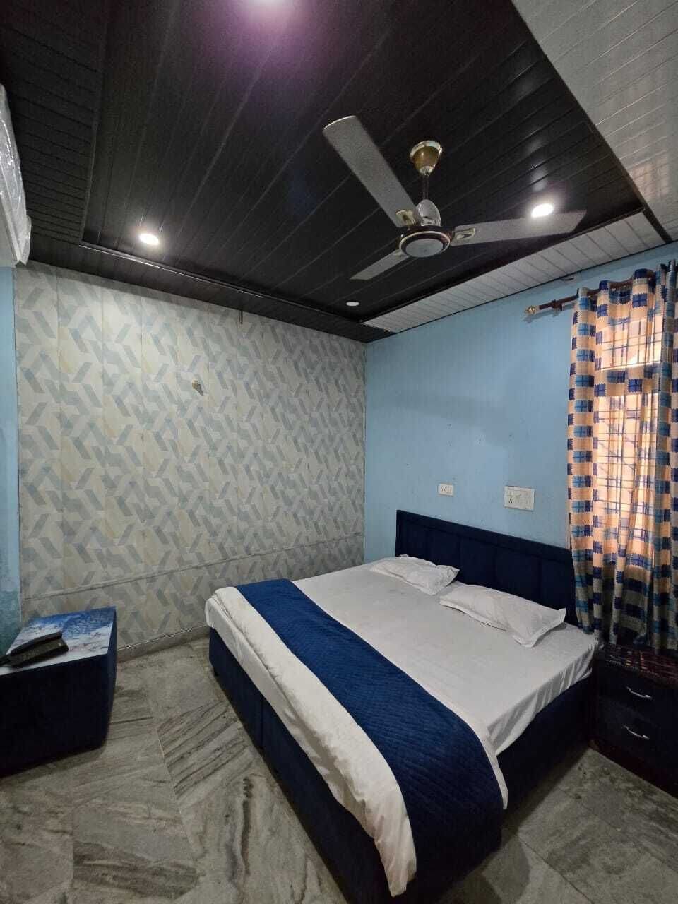 Deluxe Room | Free WiFi, bed sheets