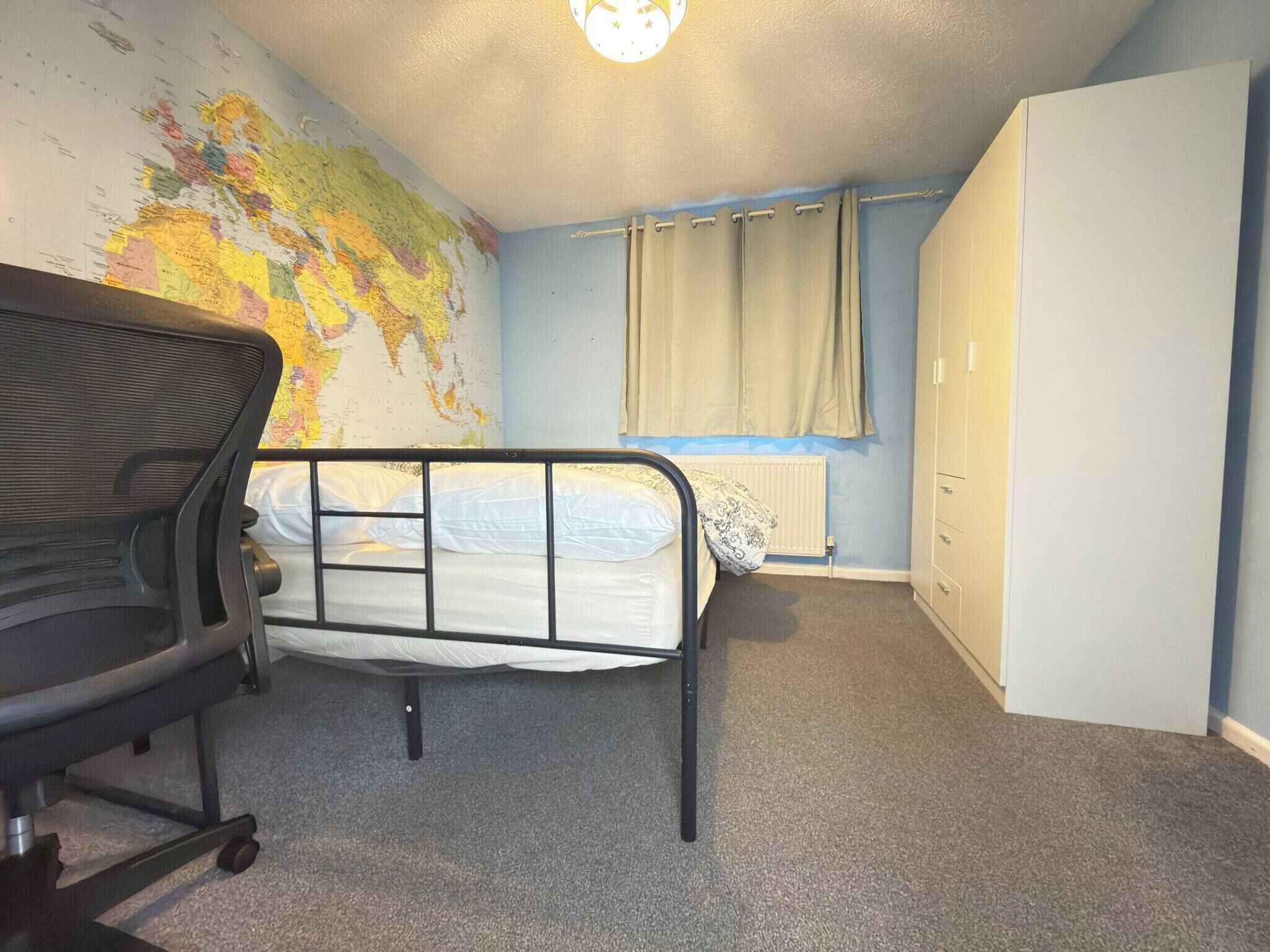 2 bedrooms
