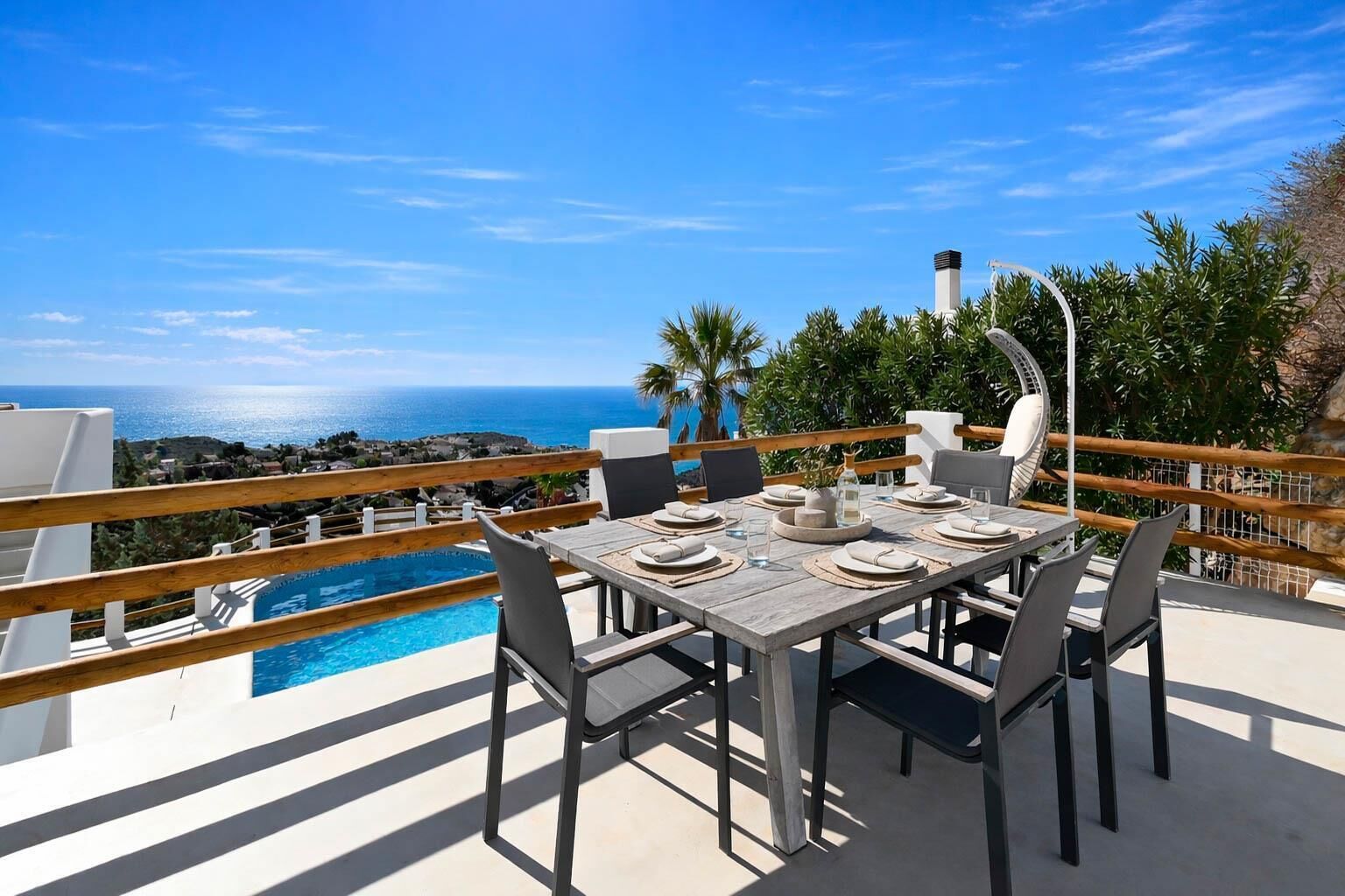 Coin repas extérieur