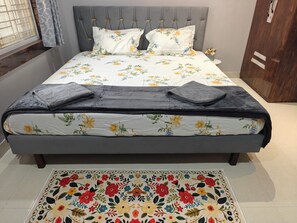 WiFi, bed sheets - vêlóùrá 3bhk luxury house (A unit of Gobinda Niwas) (Bhubaneswar)