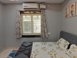 WiFi, bed sheets - vêlóùrá 3bhk luxury house (A unit of Gobinda Niwas) (Bhubaneswar)