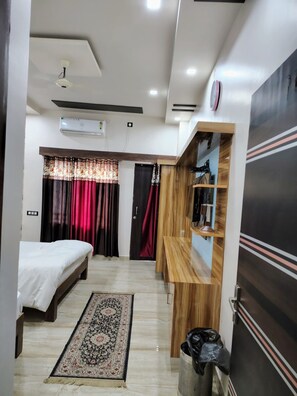 Triple Room, City View | Desk, free WiFi - Swastika Inn Ayodhya (Ayodhya)