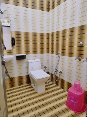 Deluxe Double Room, City View | Bathroom | Shower, free toiletries, towels - Swastika Inn Ayodhya (Ayodhya)