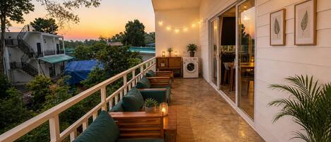 Luxury Room, Hill View | Terrace/patio