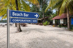 Beach bar - Samsara - Villa Cappucino (Koh Rong)