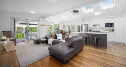 Riverside Retreat - Family home