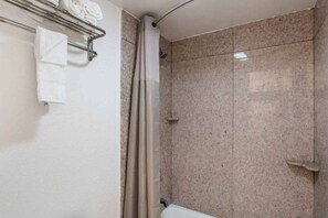 Bathroom - 1 King Bed | Non-Smoking, Micfridge (Lexington)