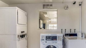 Interior - 1 Queen Bed | ADA/RI Shower/Non-Smoking (Fort Collins)
