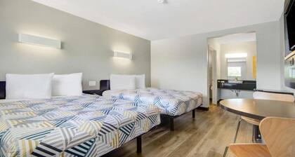 2 Full Beds|NS| Micfridge