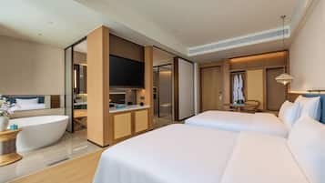 Luxury Twin Room, Patio, Hill View | Free WiFi