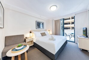 Room - Stylish and Modern Studio in Haymarket (Haymarket)
