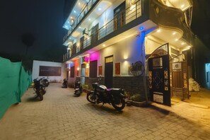 Exterior - Hotel Rajnandani Palace Ayodhya  (Ayodhya)