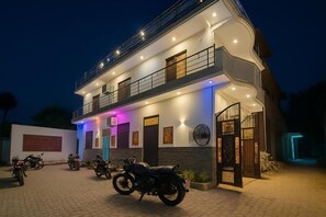 Exterior - Hotel Rajnandani Palace Ayodhya  (Ayodhya)