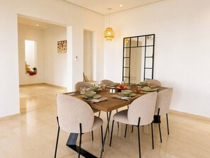Dining - Villa Hanine S3 Piscine (Hammamet)