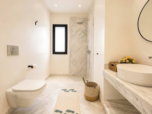 Bathroom - Villa Hanine S3 Piscine (Hammamet)