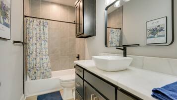 Hair dryer, towels