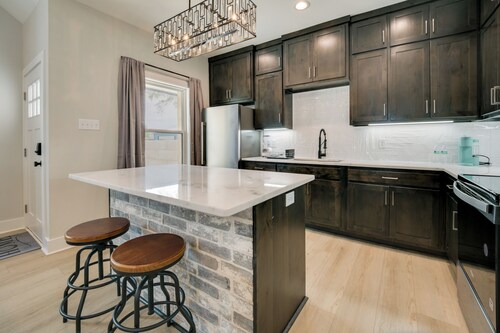 Near AFB & Medical Center: Modern San Angelo Home