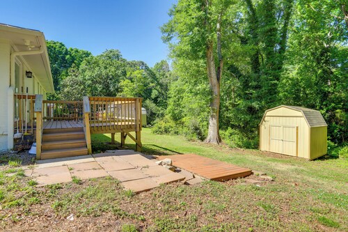 Pet-Friendly Gwinnett County Home Near Lake Lanier