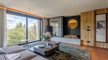 Penthouse, Mountainside | Interior