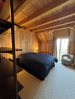 Room - Vrbo Property (Arromanches-les-Bains)