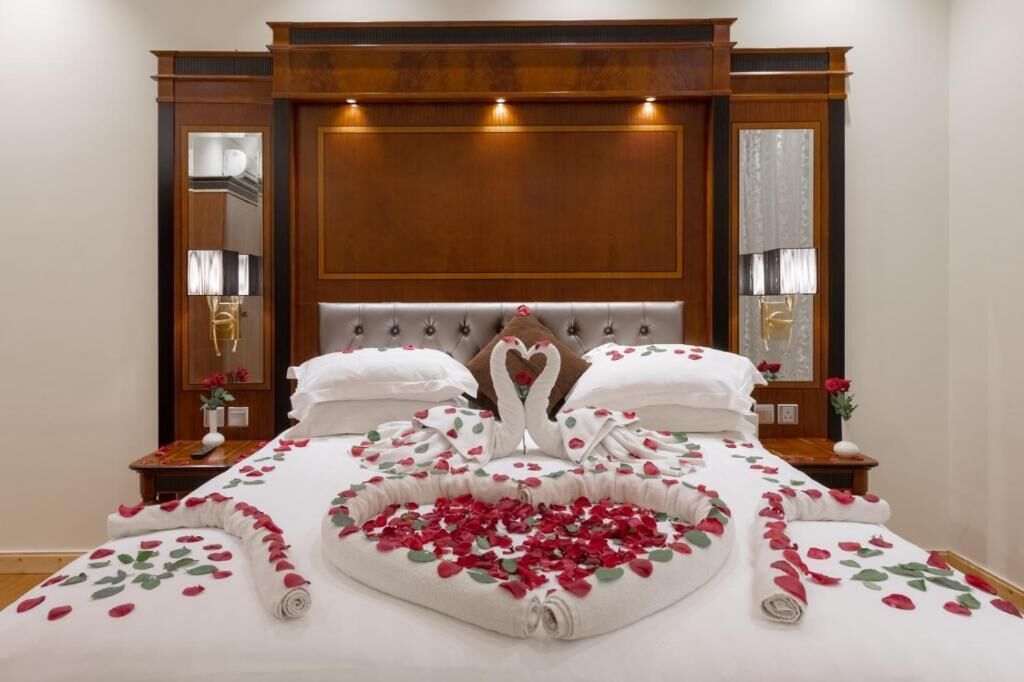 In-room safe, soundproofing, iron/ironing board, free WiFi
