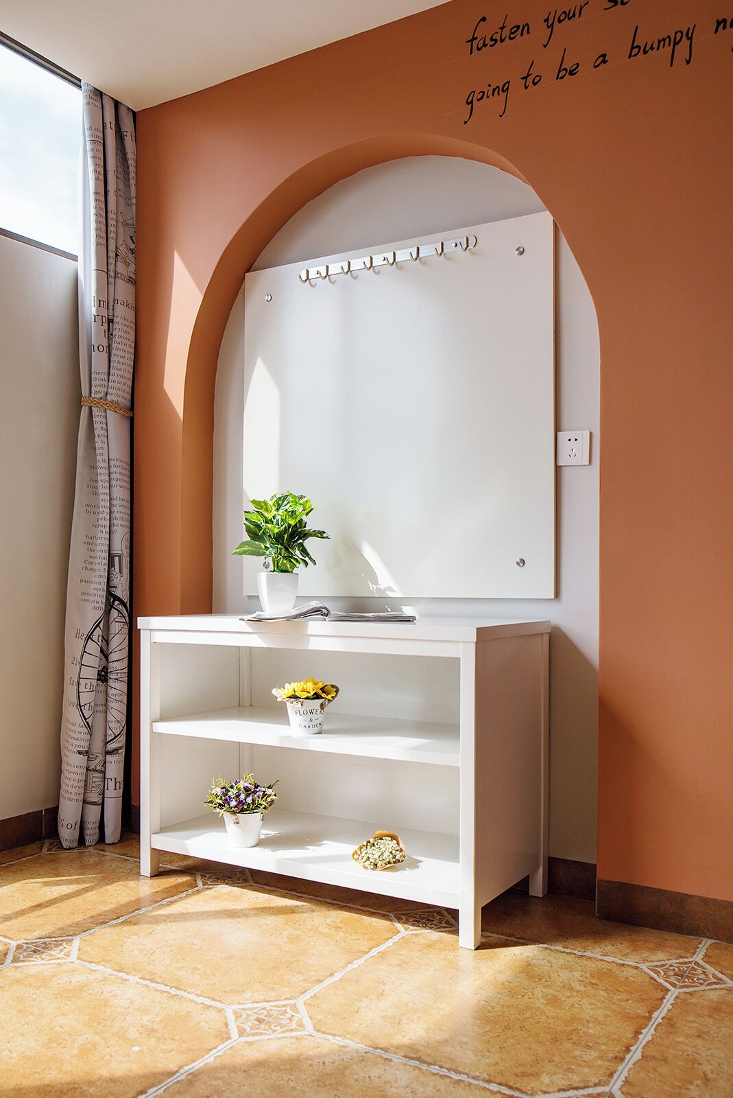 Classic Double Room, Partial Ocean View | Interior