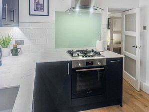 Dishwasher - 3 bedroom accommodation in Nairn (Nairn)