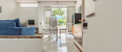 Apartment, 3 Schlafzimmer, Terrasse | Wohnbereich