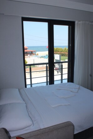 Habitación Confort, balcón, vistas al mar | Wifi gratis