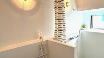 Hair dryer
