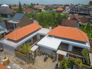 คลาสสิกวิลล่า, วิวสระว่ายน้ำ | บริเวณภายนอก