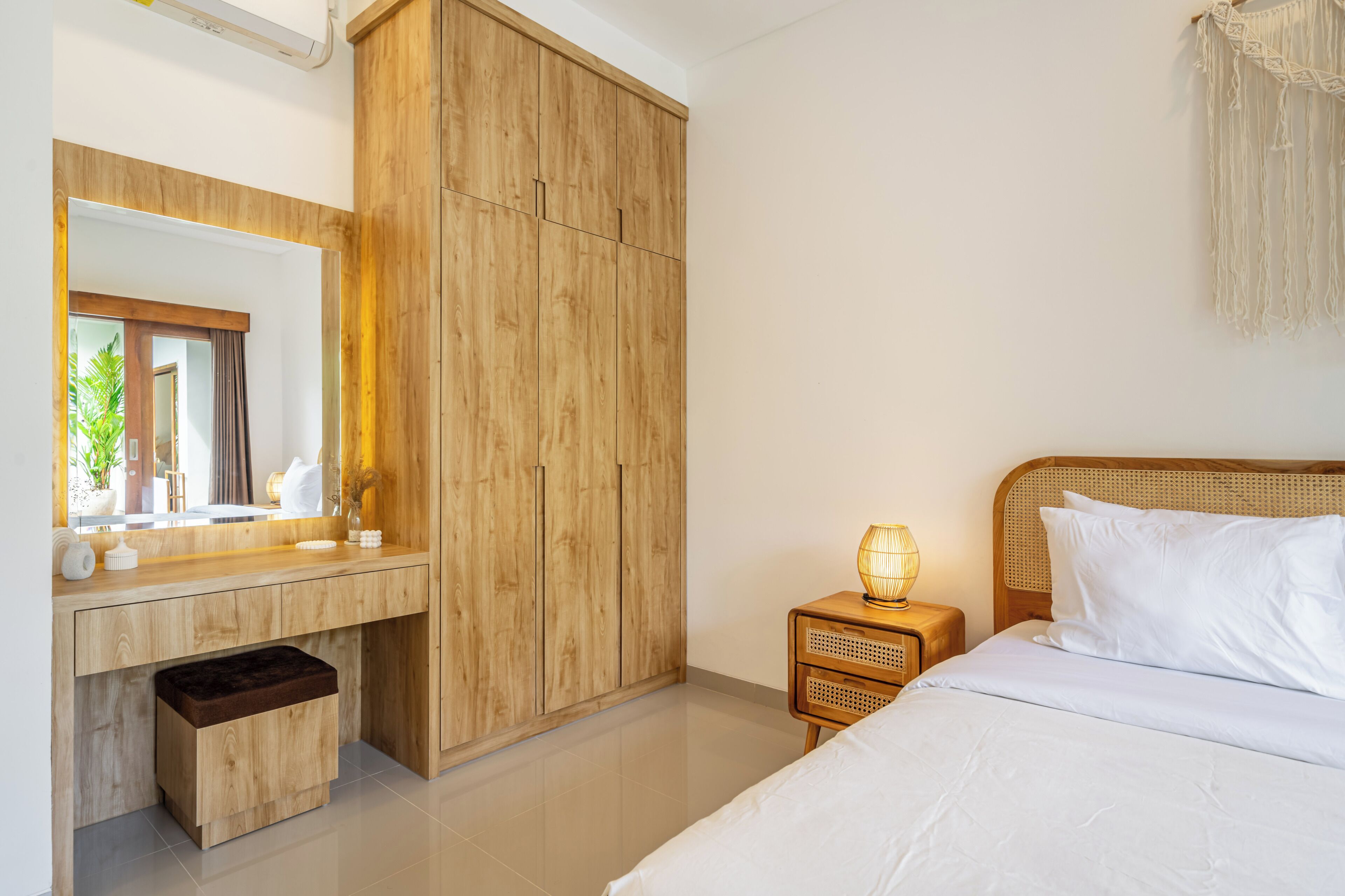 Superior Villa, Pool View | Egyptian cotton sheets, premium bedding, in-room safe
