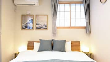 Iron/ironing board, free WiFi, bed sheets