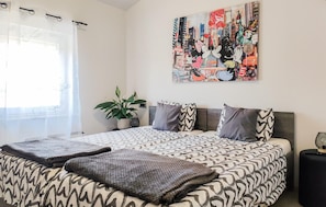 2 bedrooms, free WiFi - 2 bedroom stunning home in Selca (Selca)