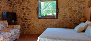 Room - La Casa De Torre—Charming House with Pool in Ribadesella (Bones)
