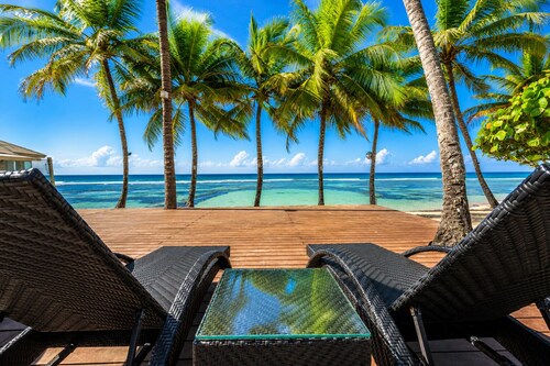 Beachfront | Private Jacuzzi | Ocean Views | Pool