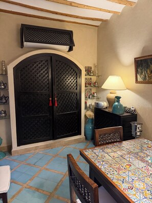 Dining - Riad 4 rooms with housekeeper and swimming pool (Marrakech)