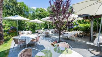 Mittagessen und Abendessen