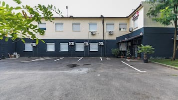 Extérieur