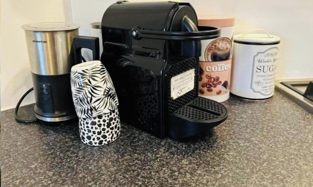 Kaffee und/oder Kaffeemaschine