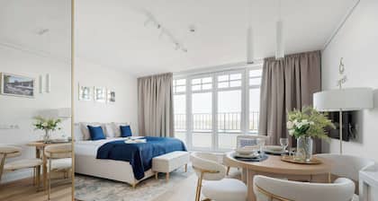 Eleganckie Studio Blisko Tezni Solankowych z Balkonem i Klimatyzacja by Renters Prestige