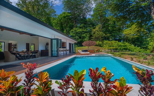 Modern secluded villa with private pool, jungle setting, and stunning Gulf views near Golfito.
