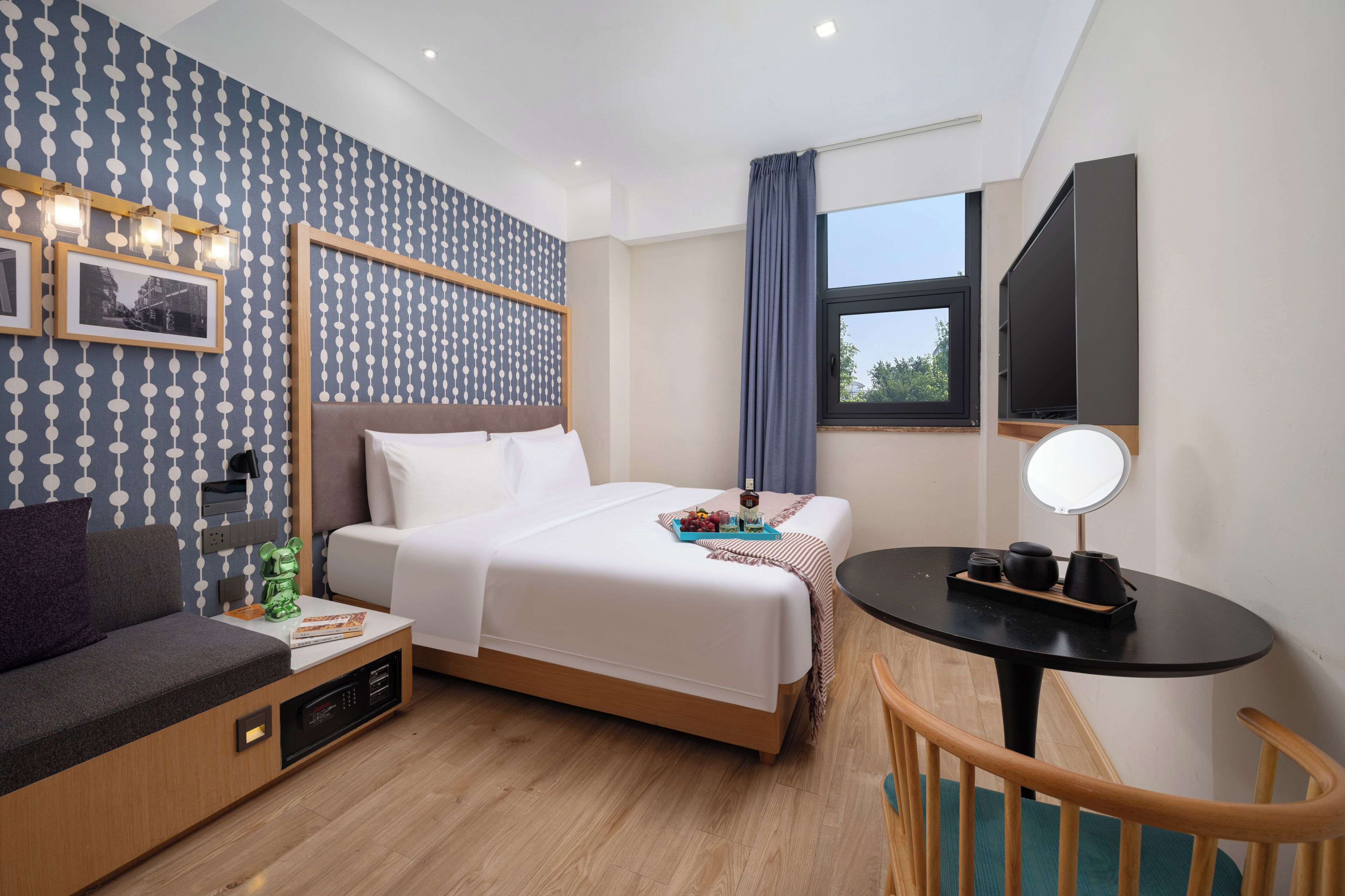 Superior Double Room, City View | In-room safe, iron/ironing board, free WiFi
